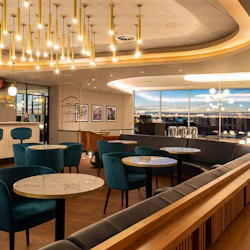Edinburgh Airport - Plaza Premium Lounge (avgångshall)