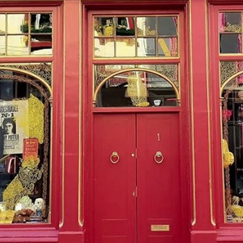 Edinburgh: Harry Potter Sights Tour + Holyrood Palace Entry - Photo 12