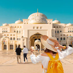 Abu Dhabi & Qasr Al Watan: Afternoon Guided City Tour + Transfers 3