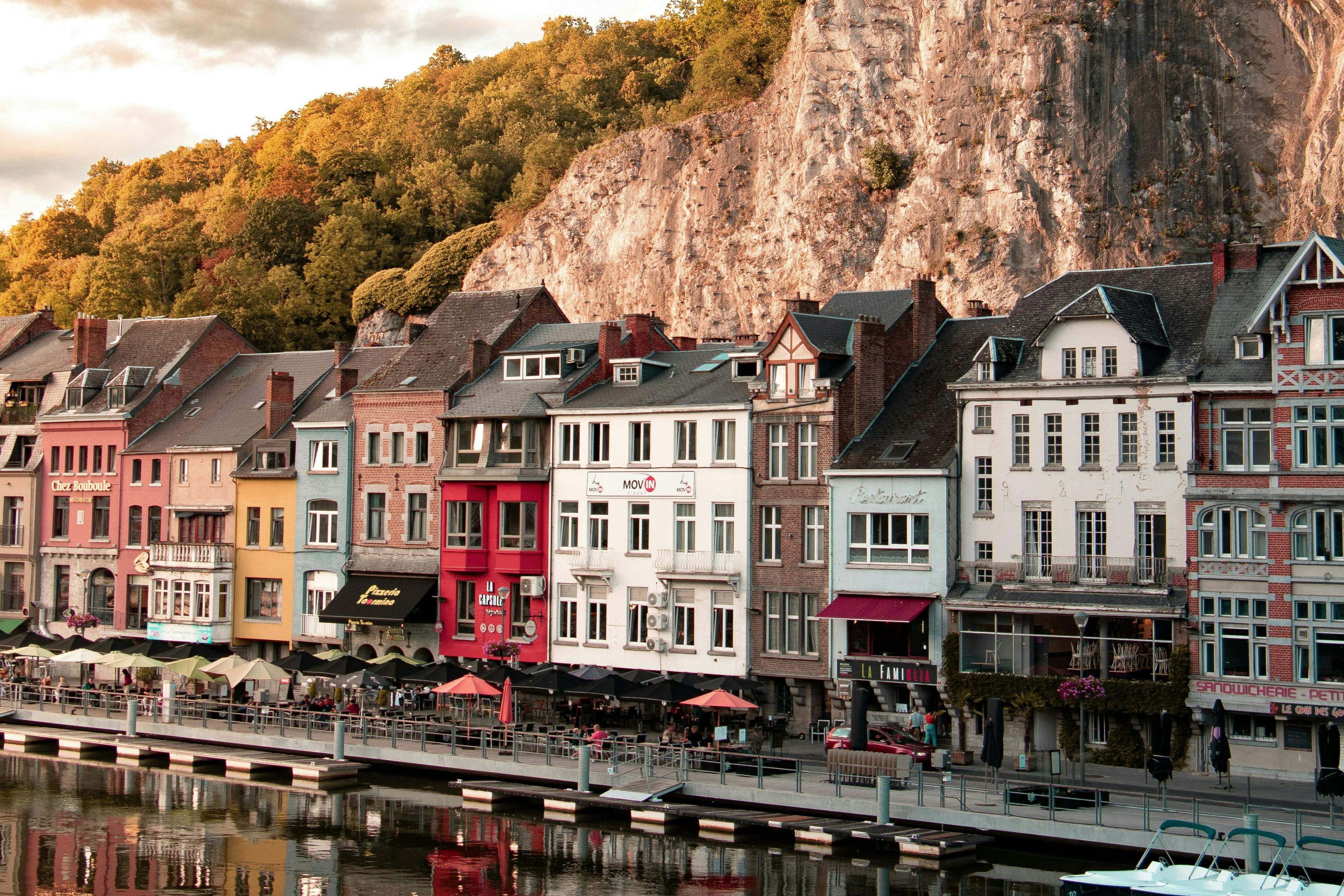 Architektura Dinantu