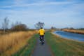 Cycling over the narrow dikes