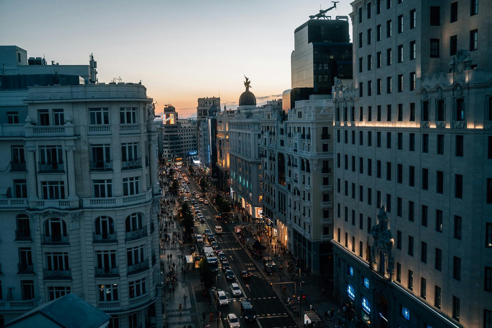 Madrid Gastronomic Tour: Tapas, Wine & Rooftops