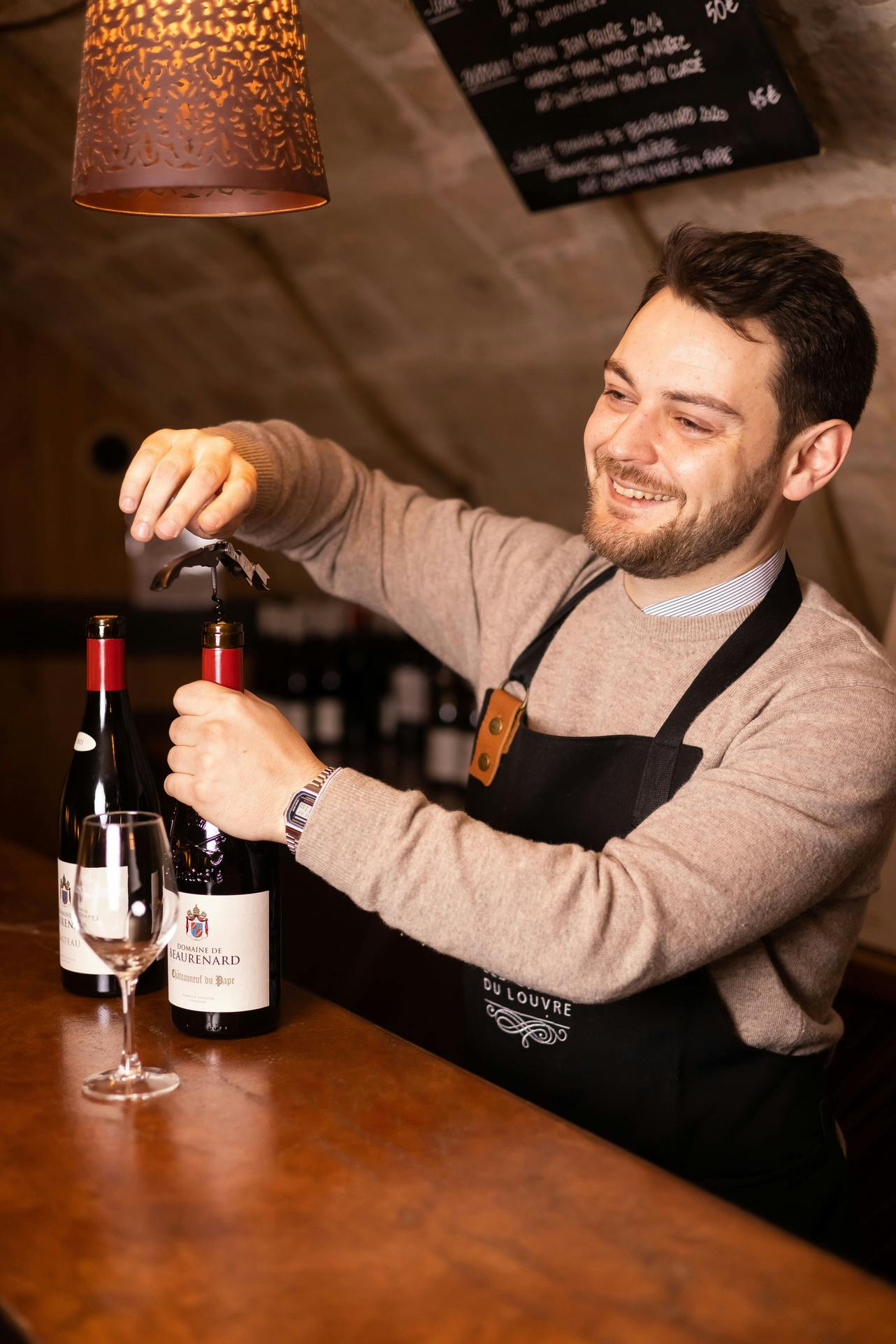 Les Caves du Louvre: Zážitek s francouzským vínem