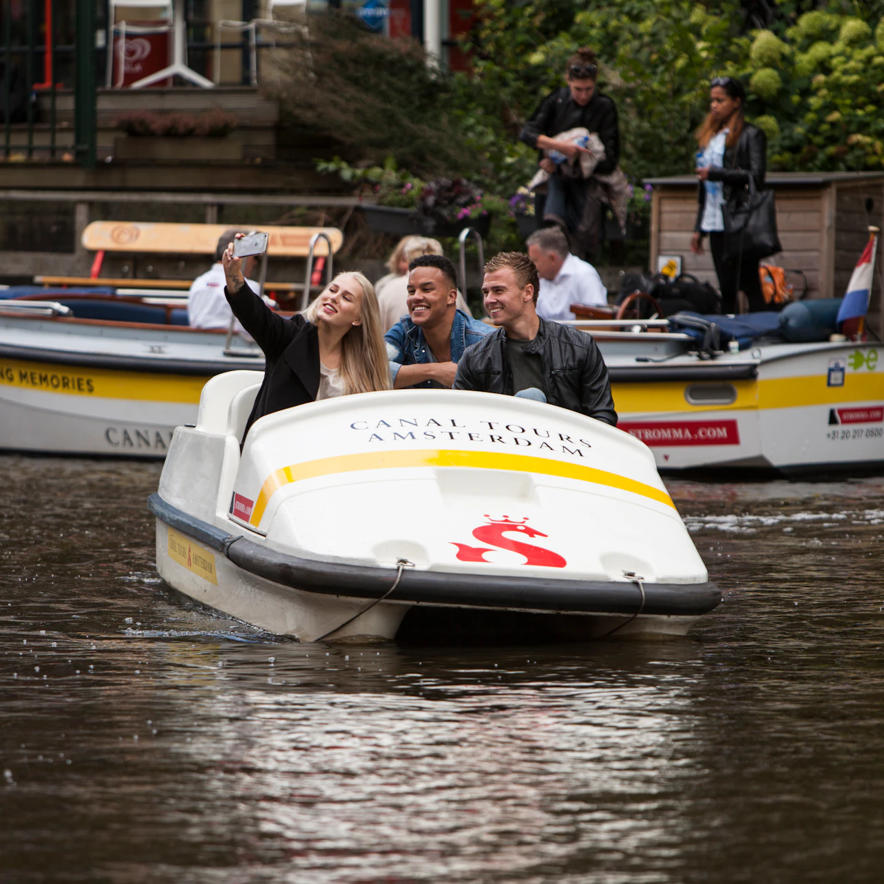 Amsterdam: Pedal Boat Rental from Rijksmuseum