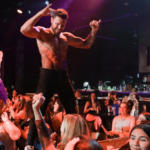 Las Vegas: Thunder From Down Under Show - Photo 3