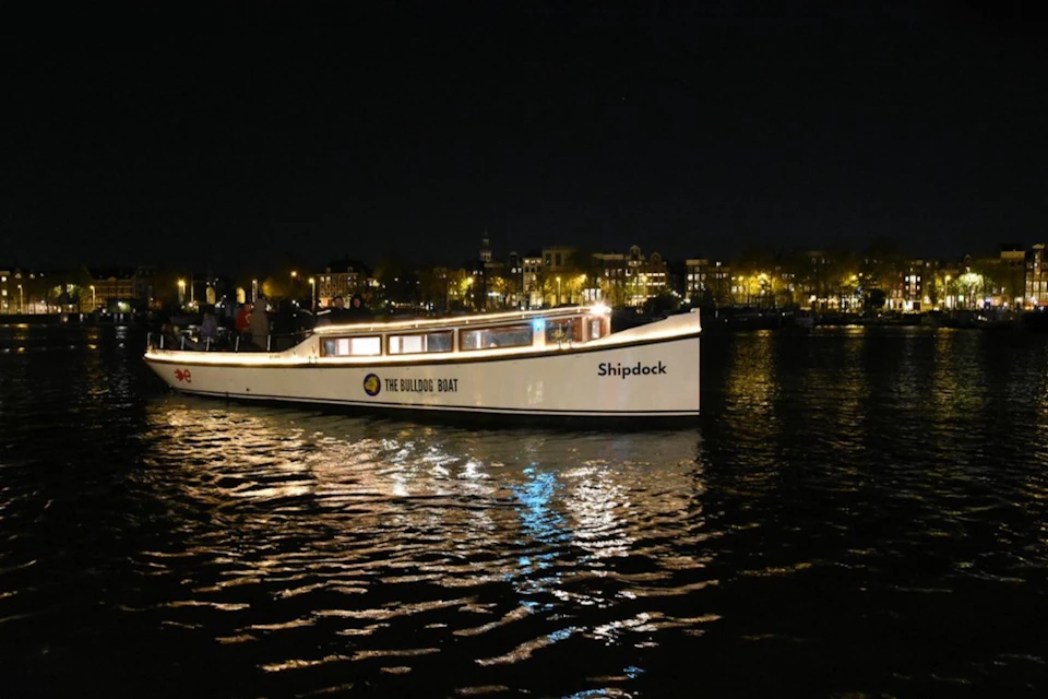 The Bulldog boat at night