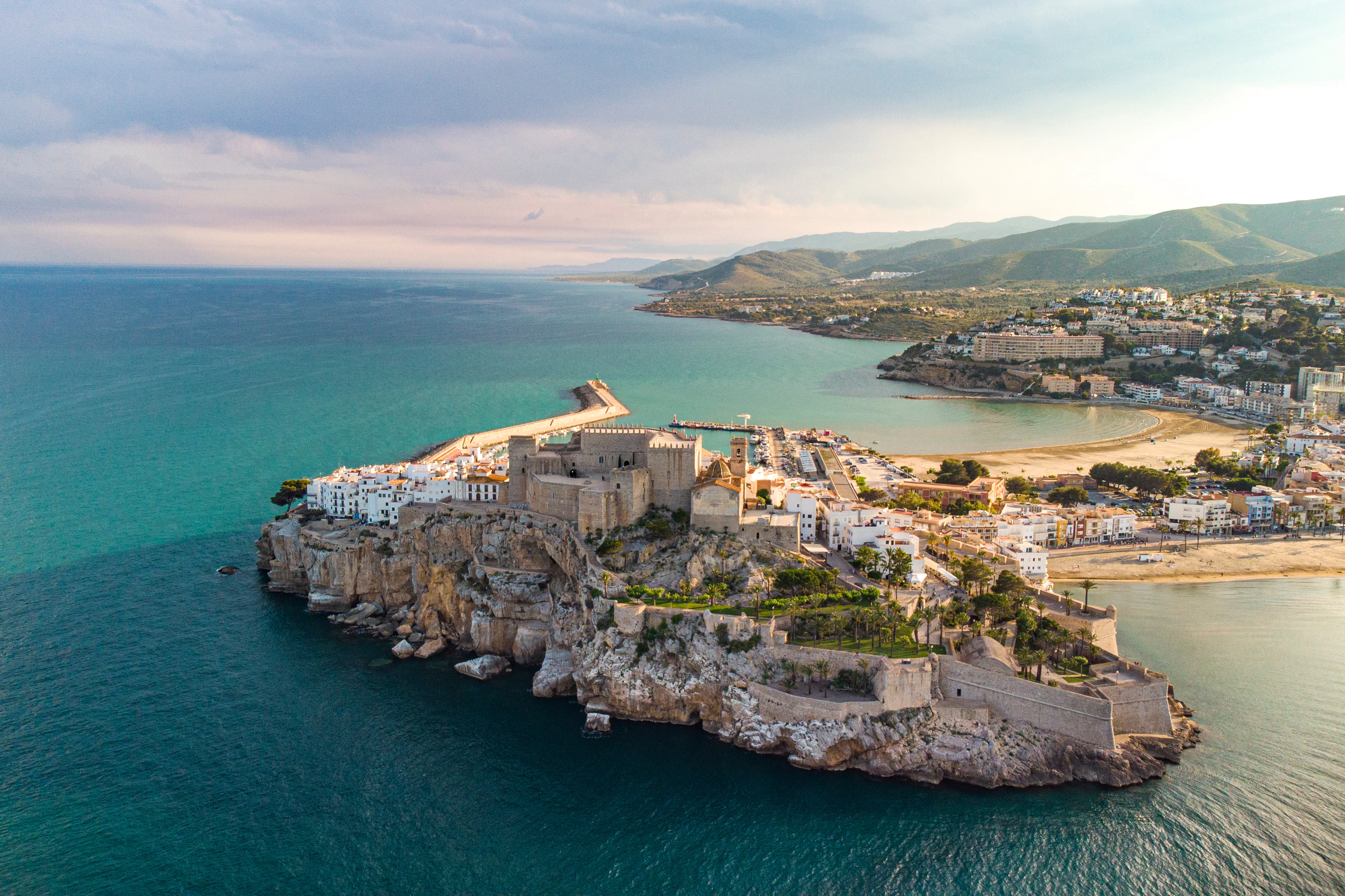 Peñíscola: Guided Day Tour from Valencia + Game of Thrones Sites