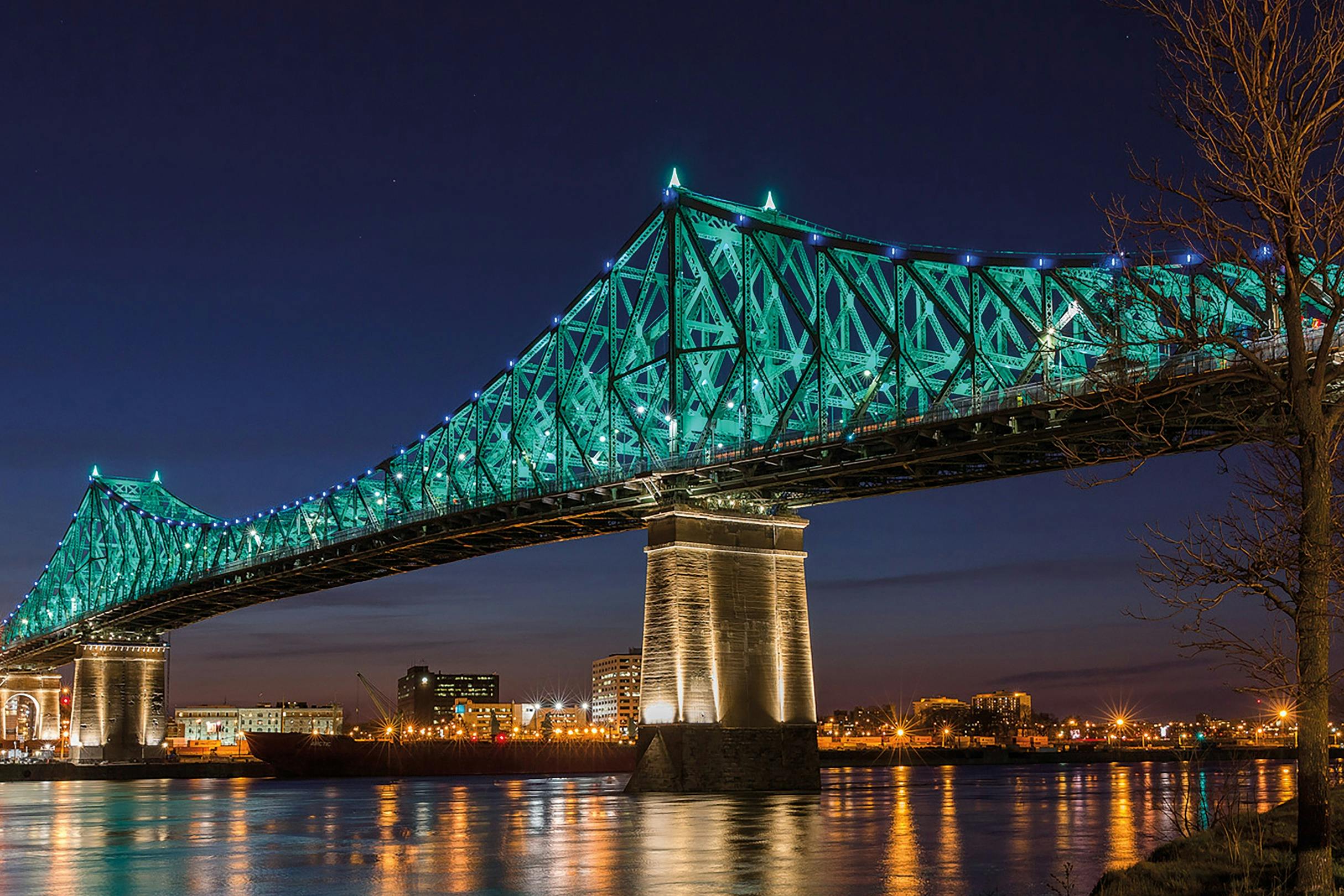 Montreal Guided Evening River Cruise