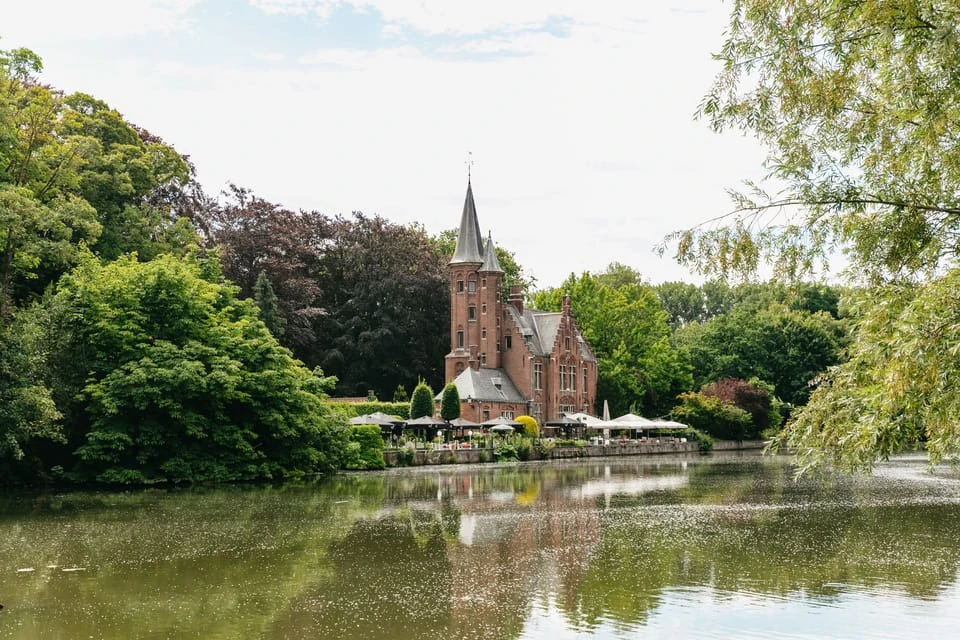 Lake Minnewater