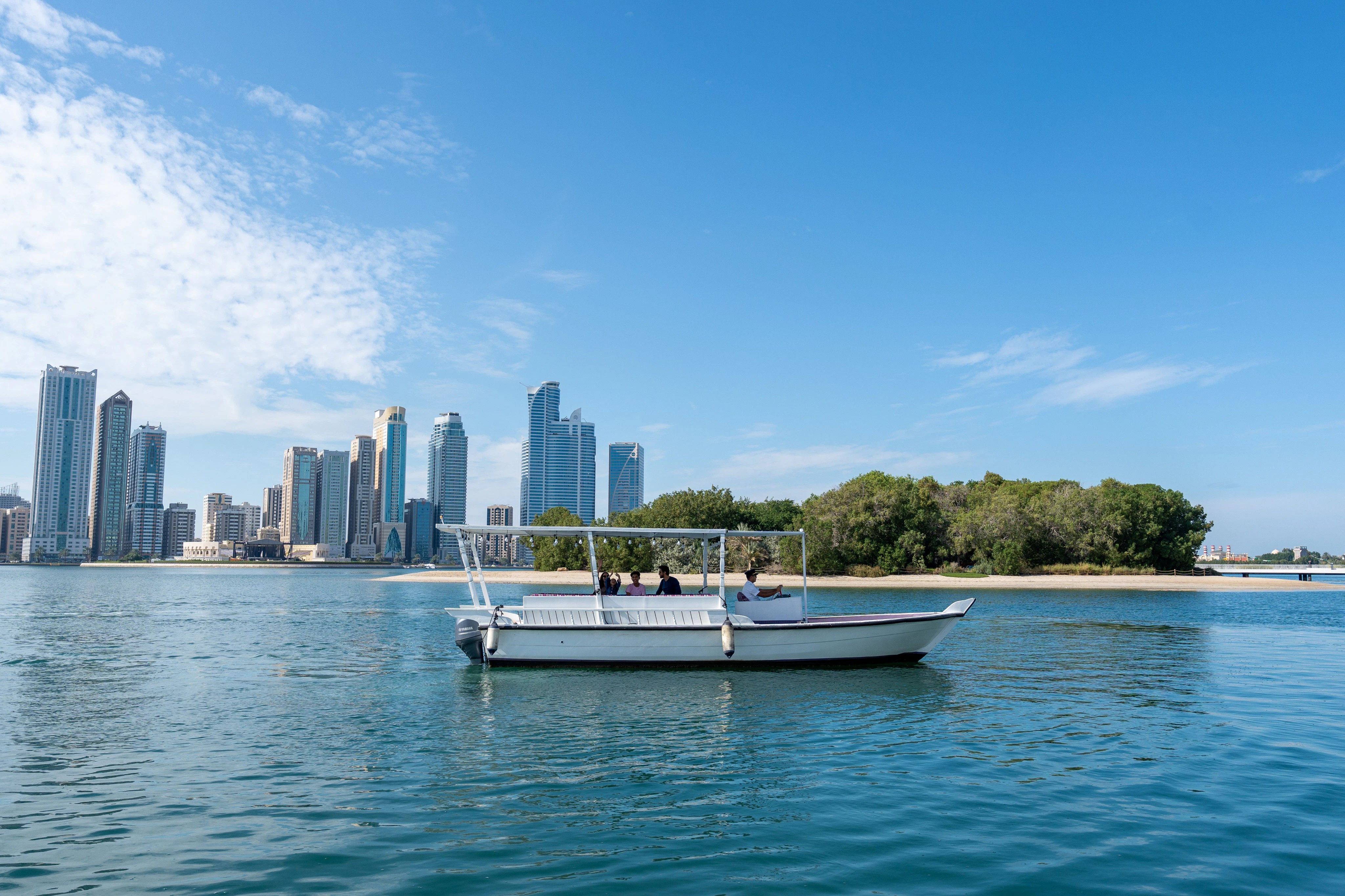 Sharjah: 15-Min Boat Tour