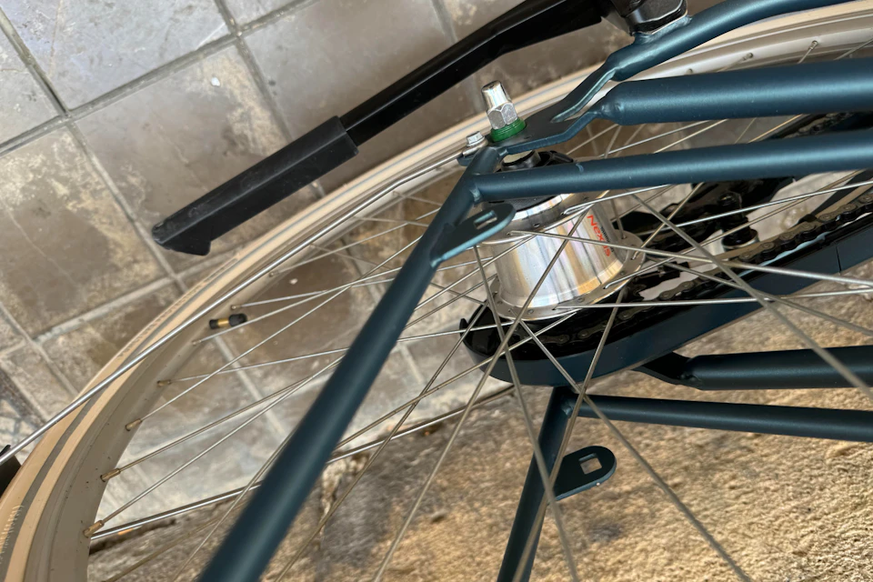 Bicycle with nexus gear rental