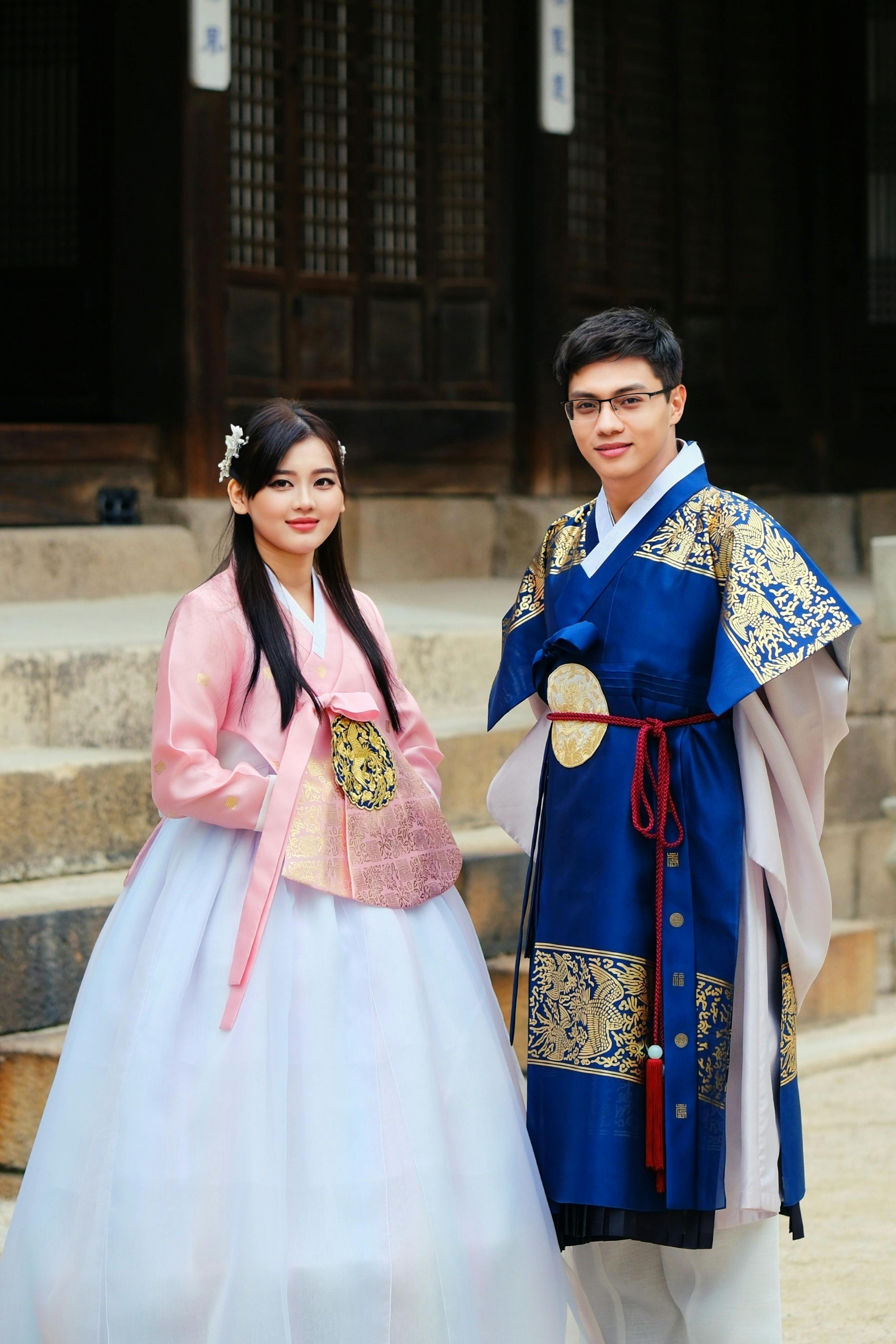 "Princess Hanbok" Hanbok Rental & Snap Photoshoot: Luxury Hanbok (Adults & Kids Available) - Photo 5