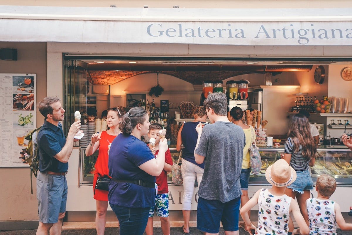 Free time and ice cream shop visit in Sirmione during the tour
