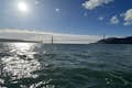 Uitzicht op de Golden Gate Bridge vanaf het water