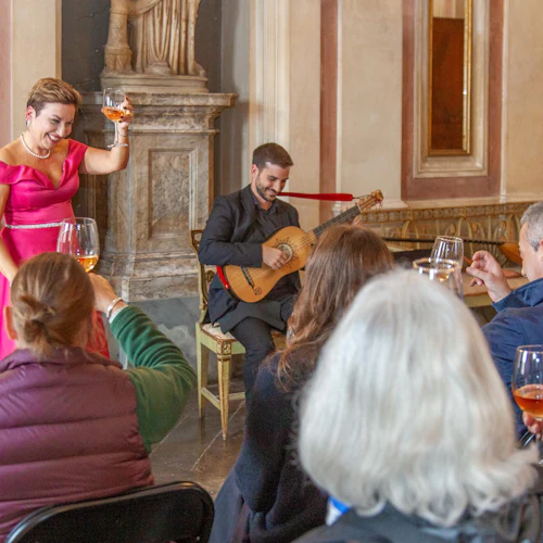 Palazzo Chigi Zondadari: entrada + visita guiada + concerto de ópera - Photo 8