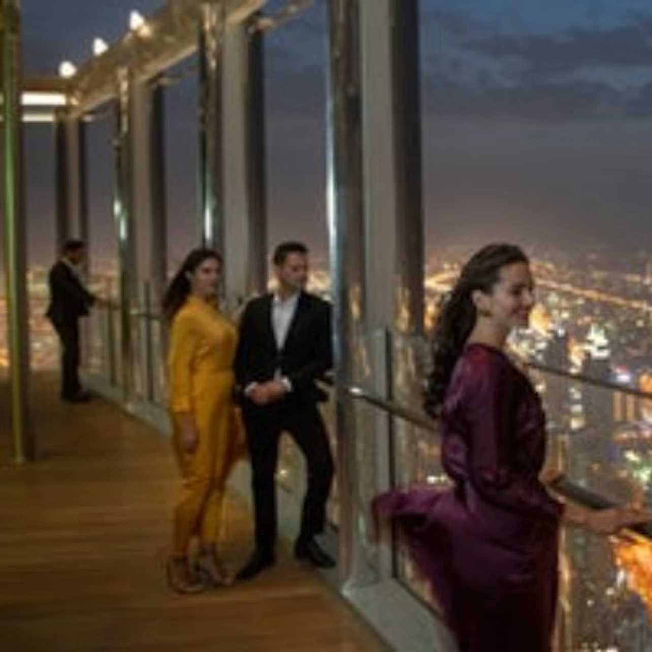 Burj Khalifa: The Lounge Level 154 Ticket in Dubai – Tiqets