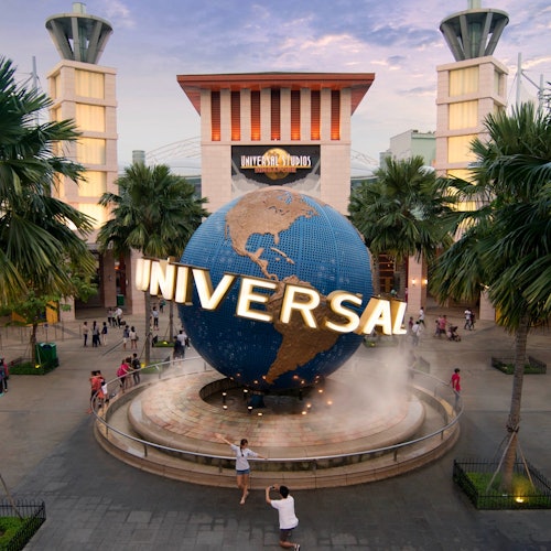 Combo: Universal Studios Singapore + S.E.A. Aquarium: Entrance + Hotel Pick-Up