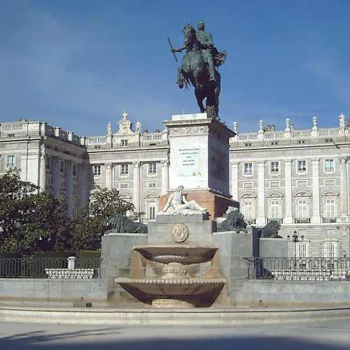 Royal Palace Skip-the-Line + Prado Museum - Photo 7