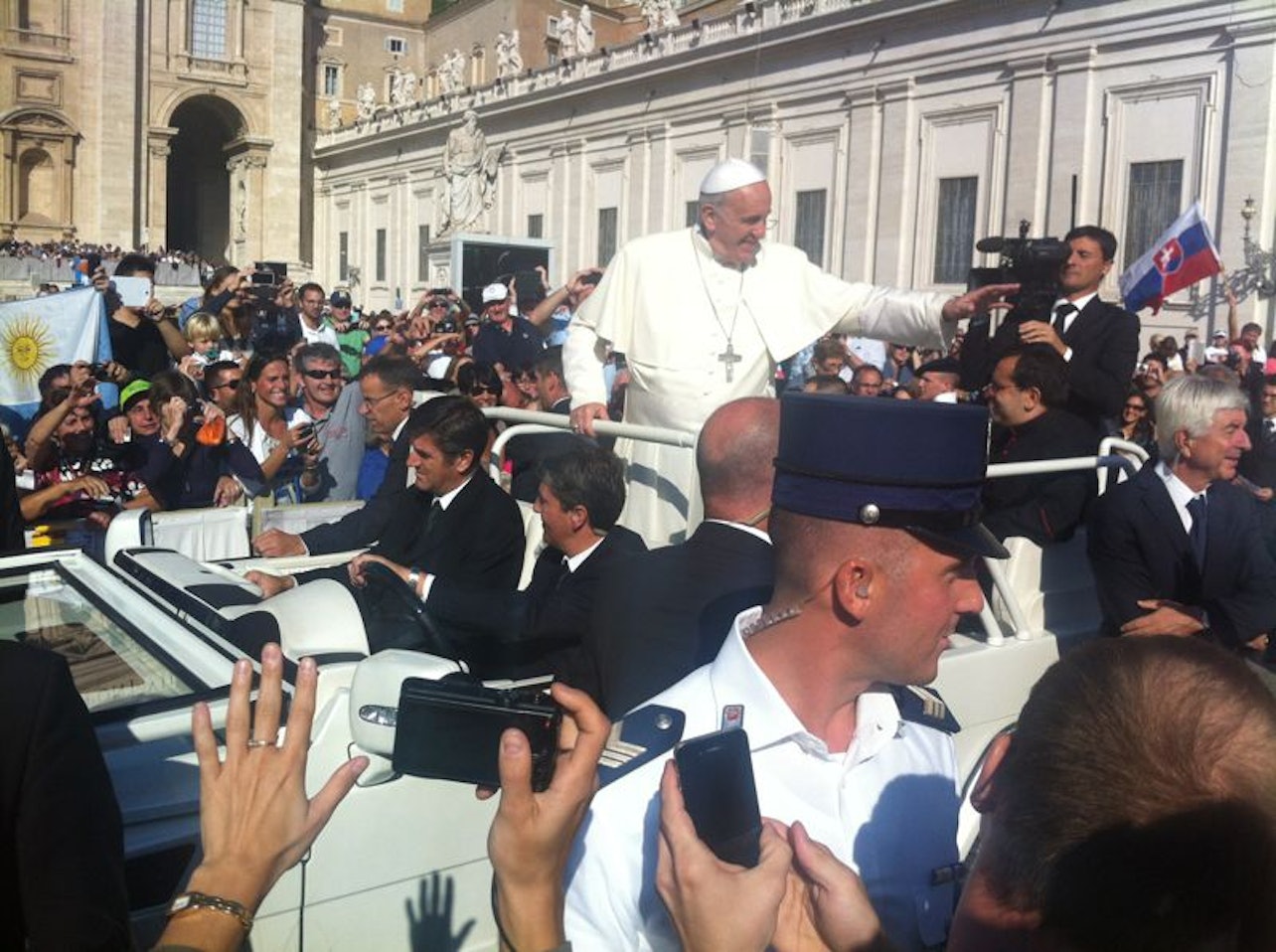 Audiência Papal e Basílica de São Pedro: Visita Guiada - Acomodações em Roma