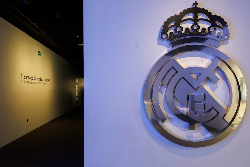 Real Madrid logo
