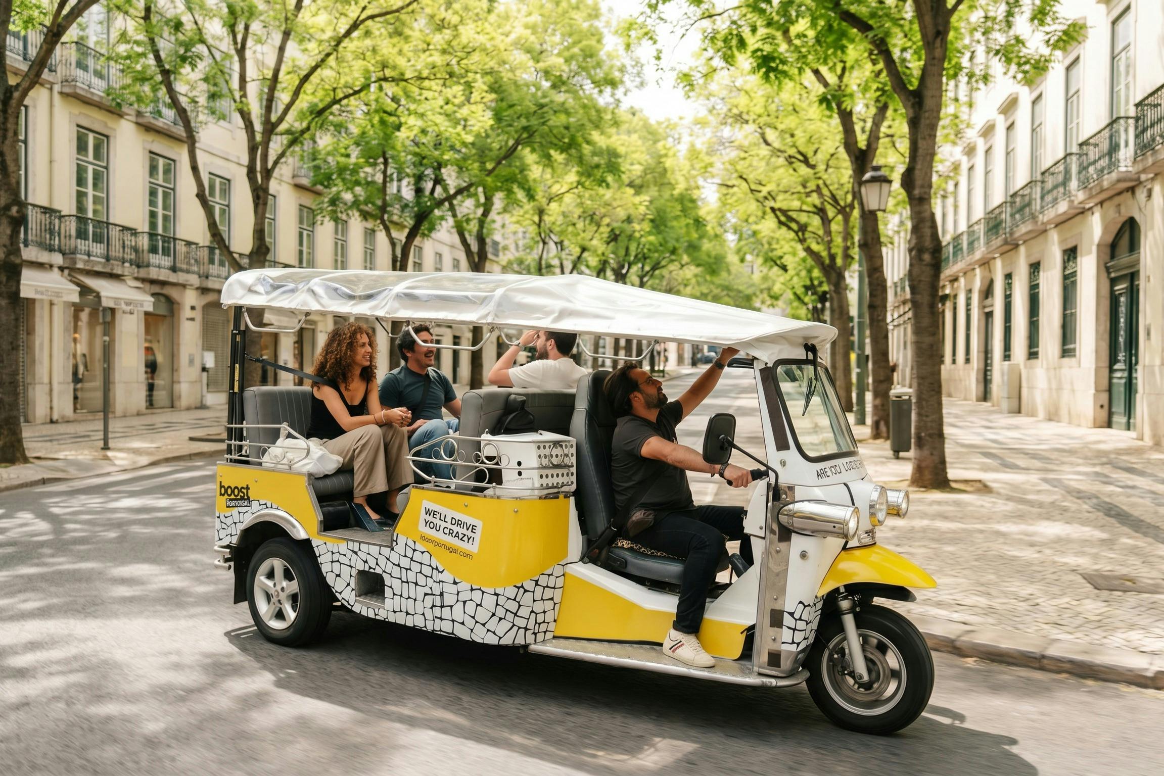 Passeio particular de Tuk Tuk de meio dia em Lisboa - Photo 8