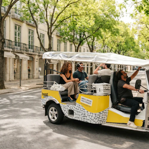 Passeio particular de Tuk Tuk de meio dia em Lisboa - Photo 8