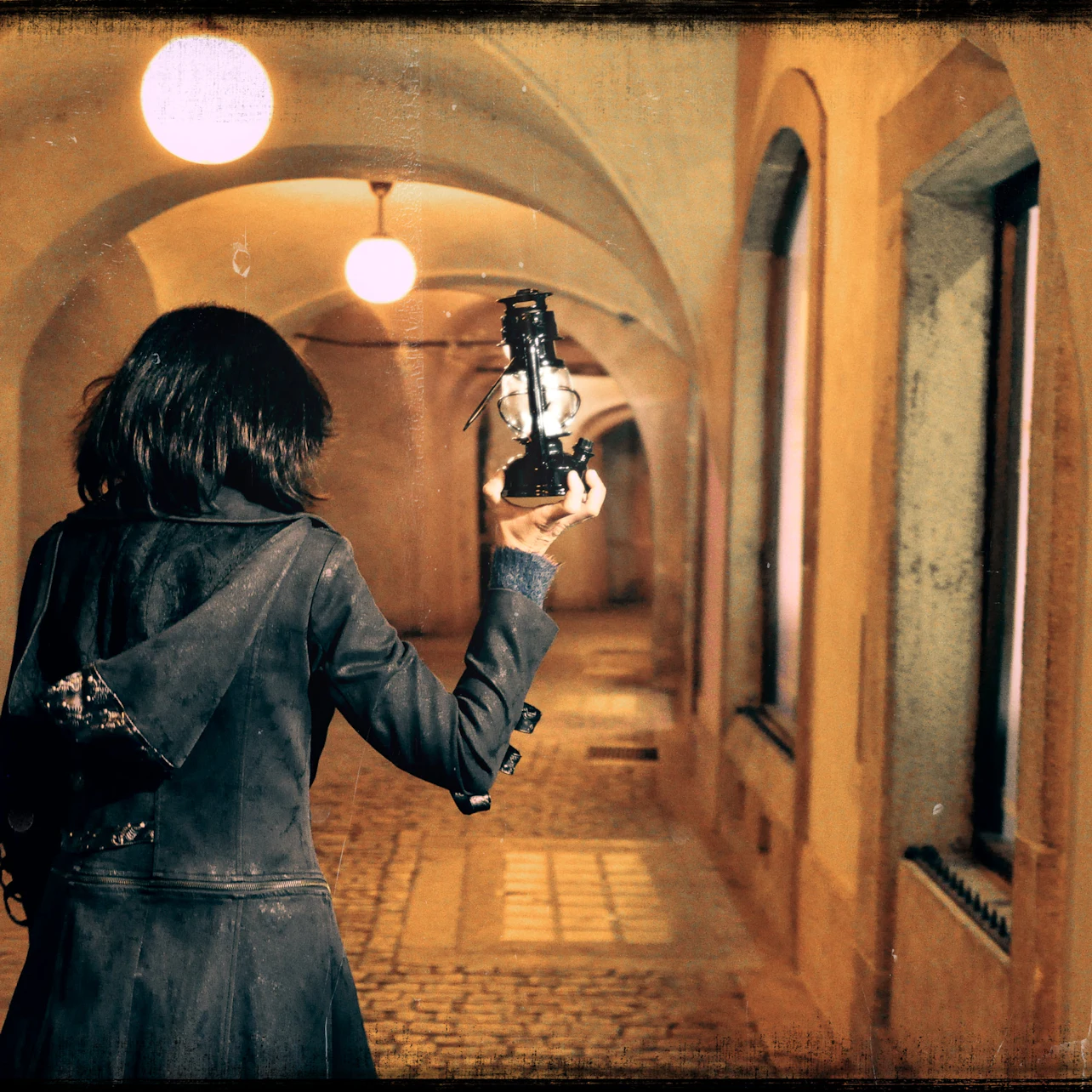 Prague: Ghosts, Legends and Medieval Underground and Dungeon Tour in Prague β Tiqets