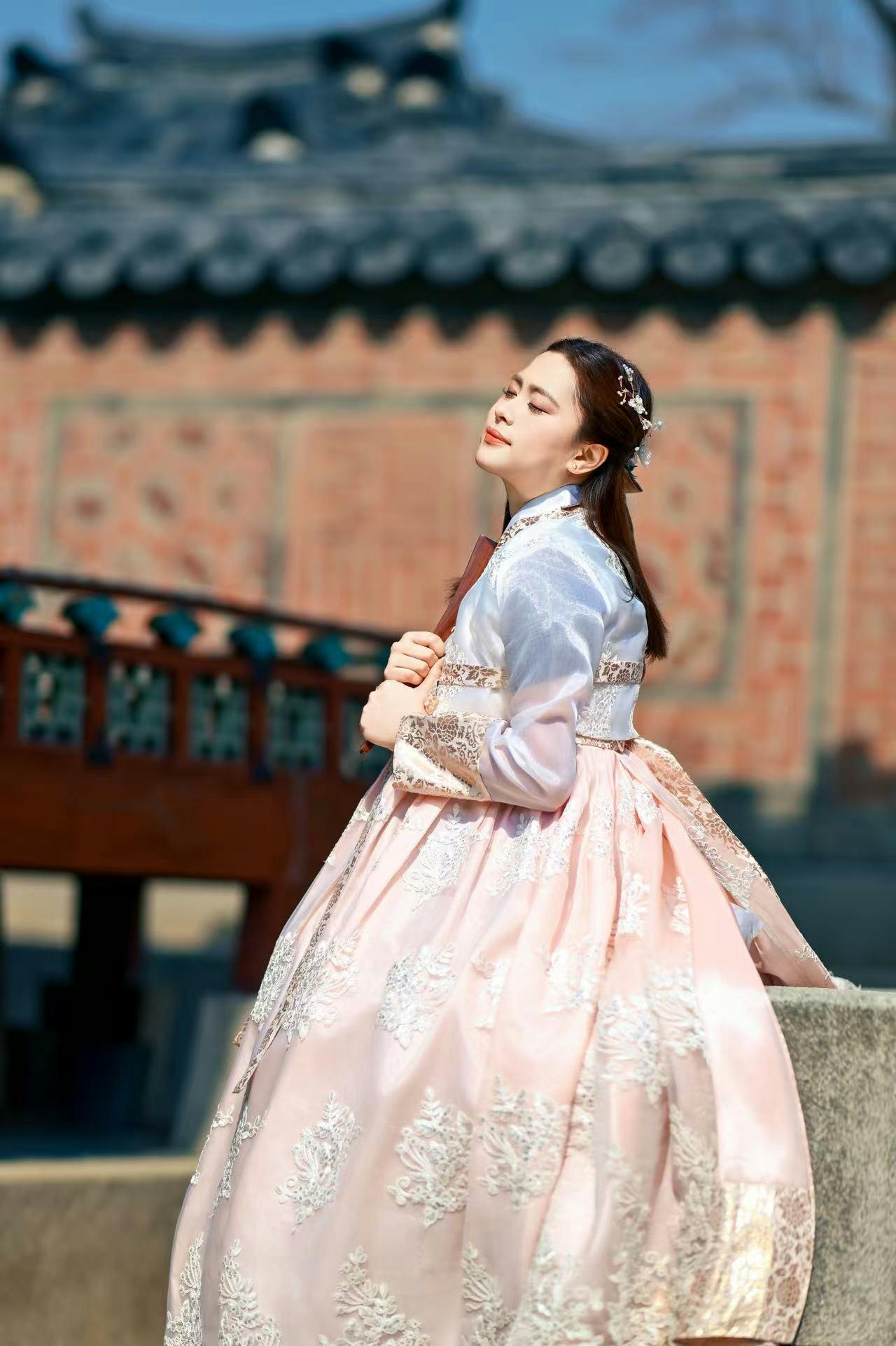 Gyeongbokgung Palace, Bukchon Hanok Village & Changdeokgung Palace: Premium Hanbok Set + Korean Hairstyle - Photo 10