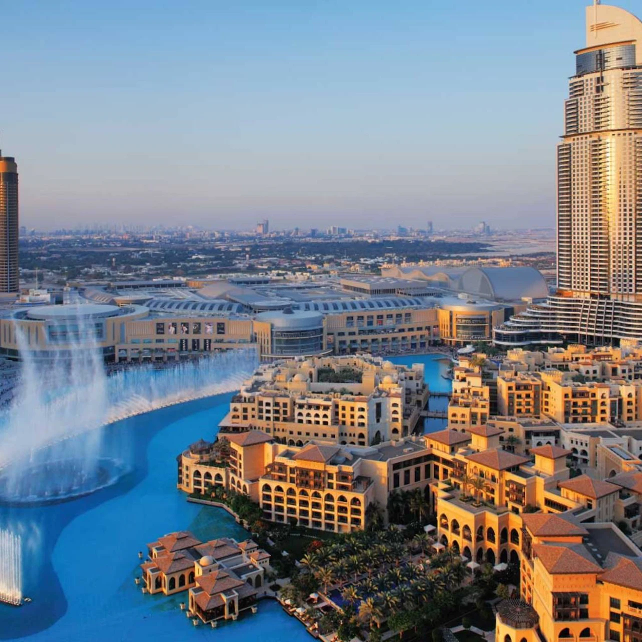 Dubai: Full Day Luxury Bus Tour with Burj Khalifa & The Palm Visit & more 3
