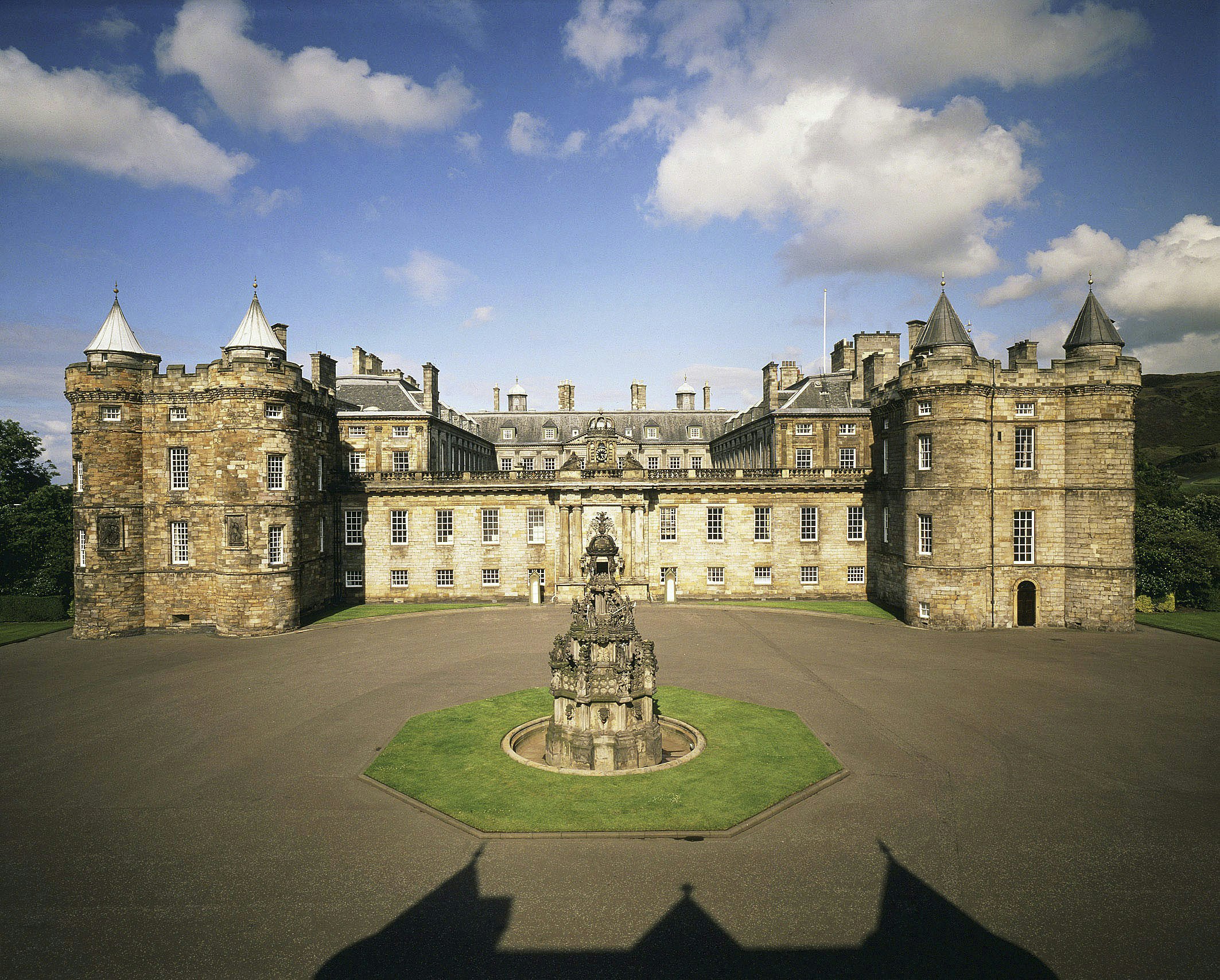 Palace of Holyroodhouse + The King's Gallery Holyroodhouse Palace