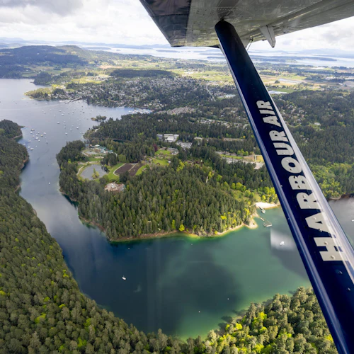 Victoria: Extended Scenic Seaplane Tour - City, Coast & Islands - Photo 4