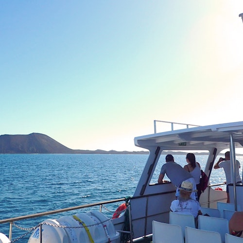 Isla de Lobos: Ferry desde Corralejo