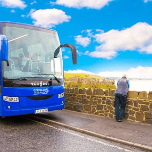 Giant's Causeway: Full Day Tour with Titanic Museum + Dark Hedges