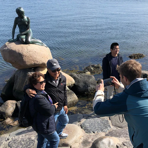 Copenhagen: Guided Walking Tour + Ferry Ride - Photo 5