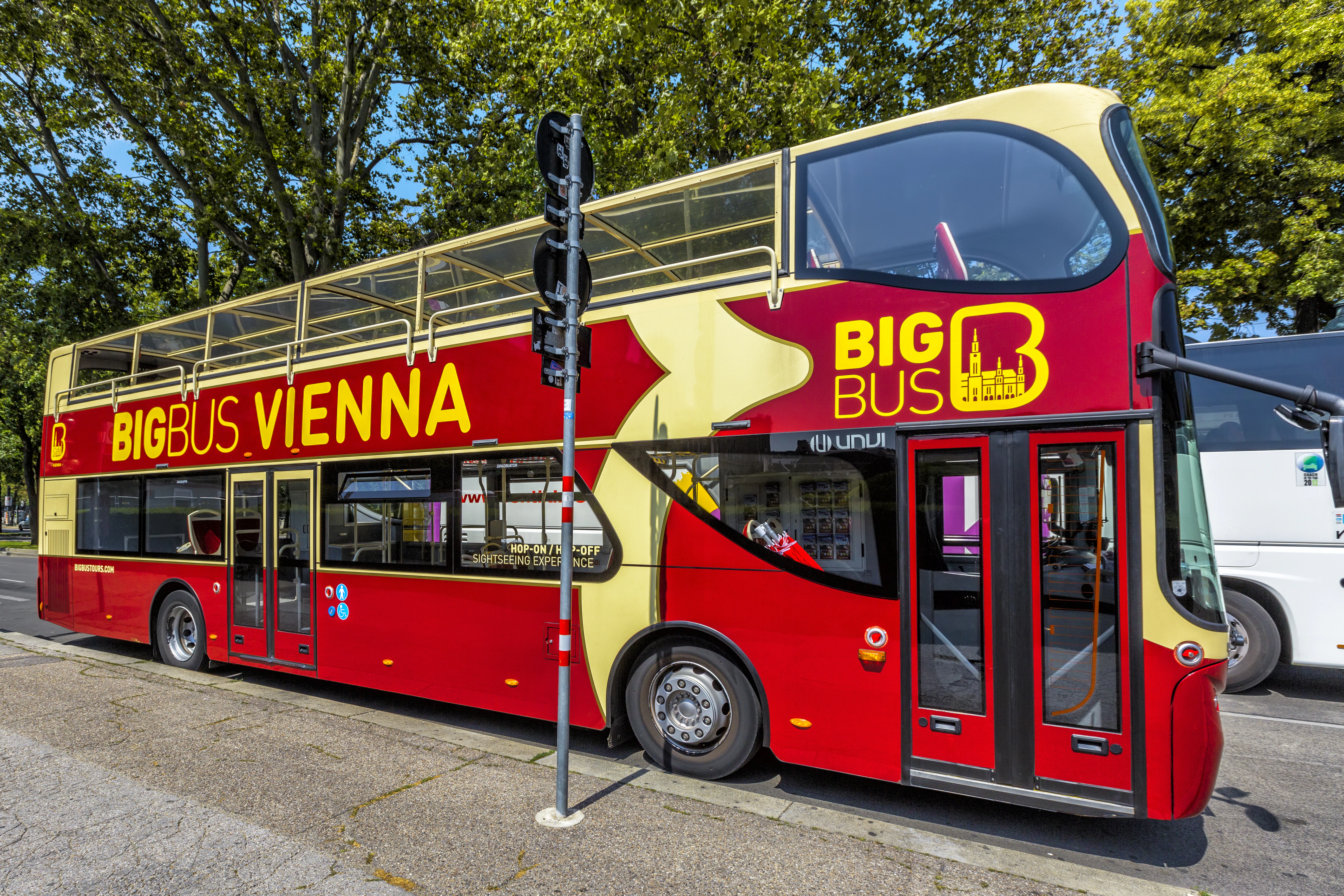 Big Bus Vienna: Hop-On Hop-Off Bus Tour