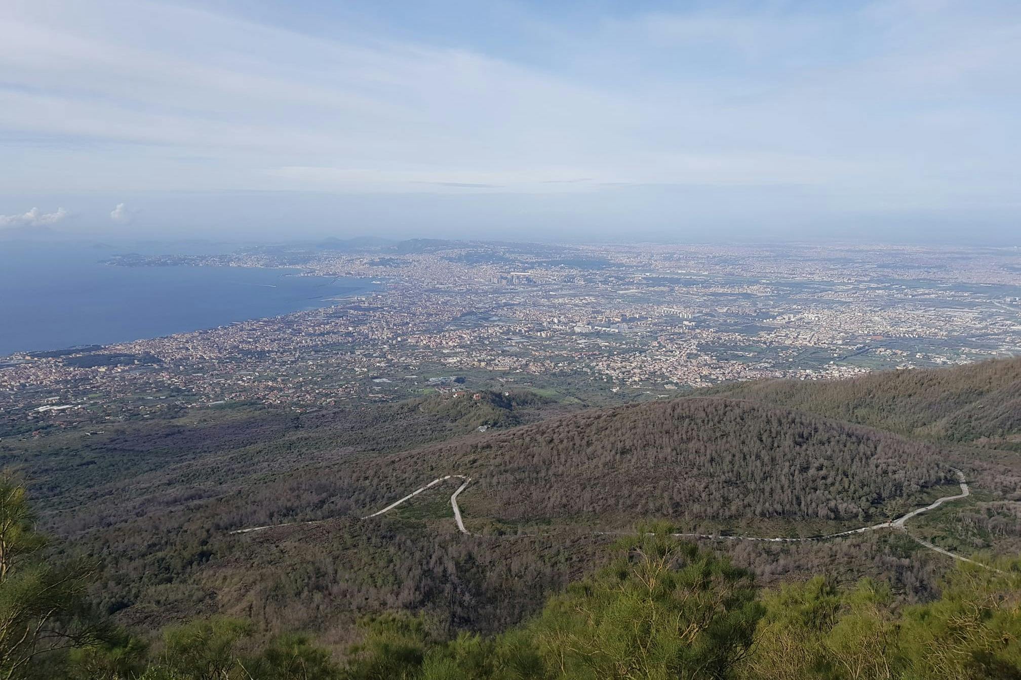 θέα στον κόλπο