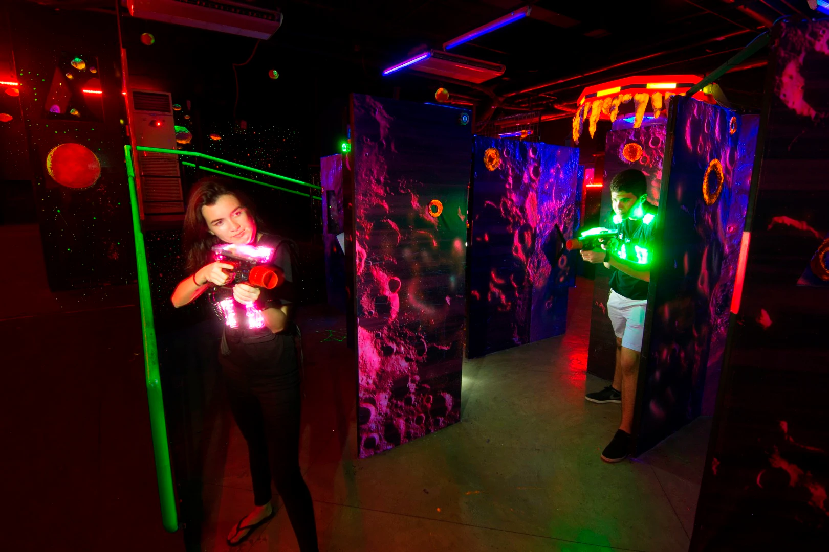 LazerXtreme Manila: NeoXperience 4-Session Laser Tag