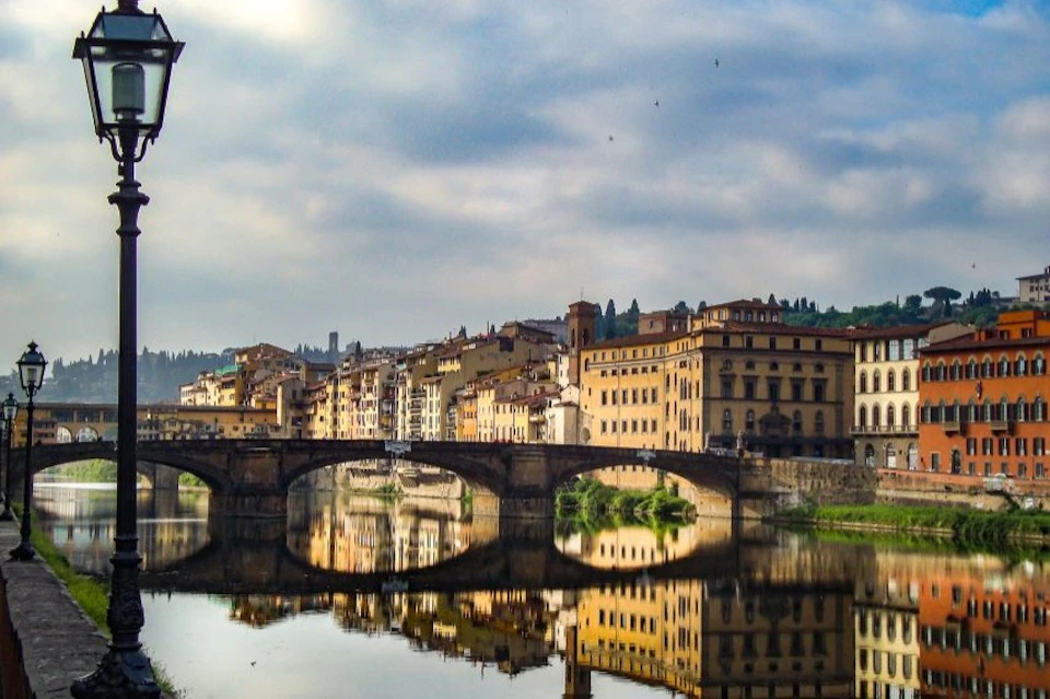 Santa Trinita Bridge