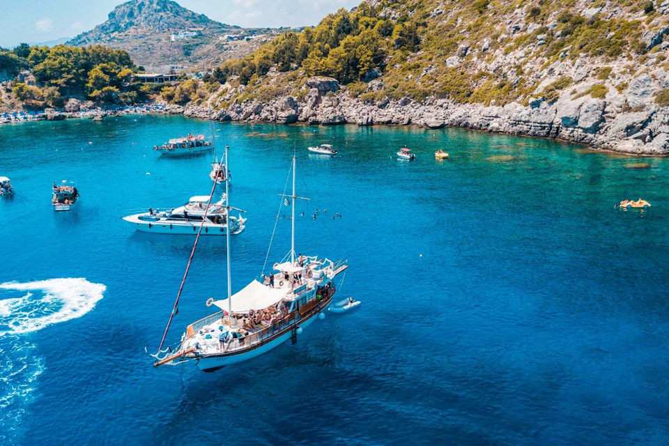 Argo Daily Cruises