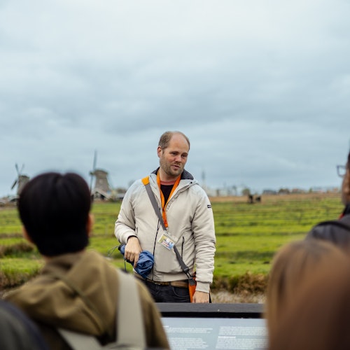 Volendam & Zaanse Schans Windmills: Half-Day Guided Tour