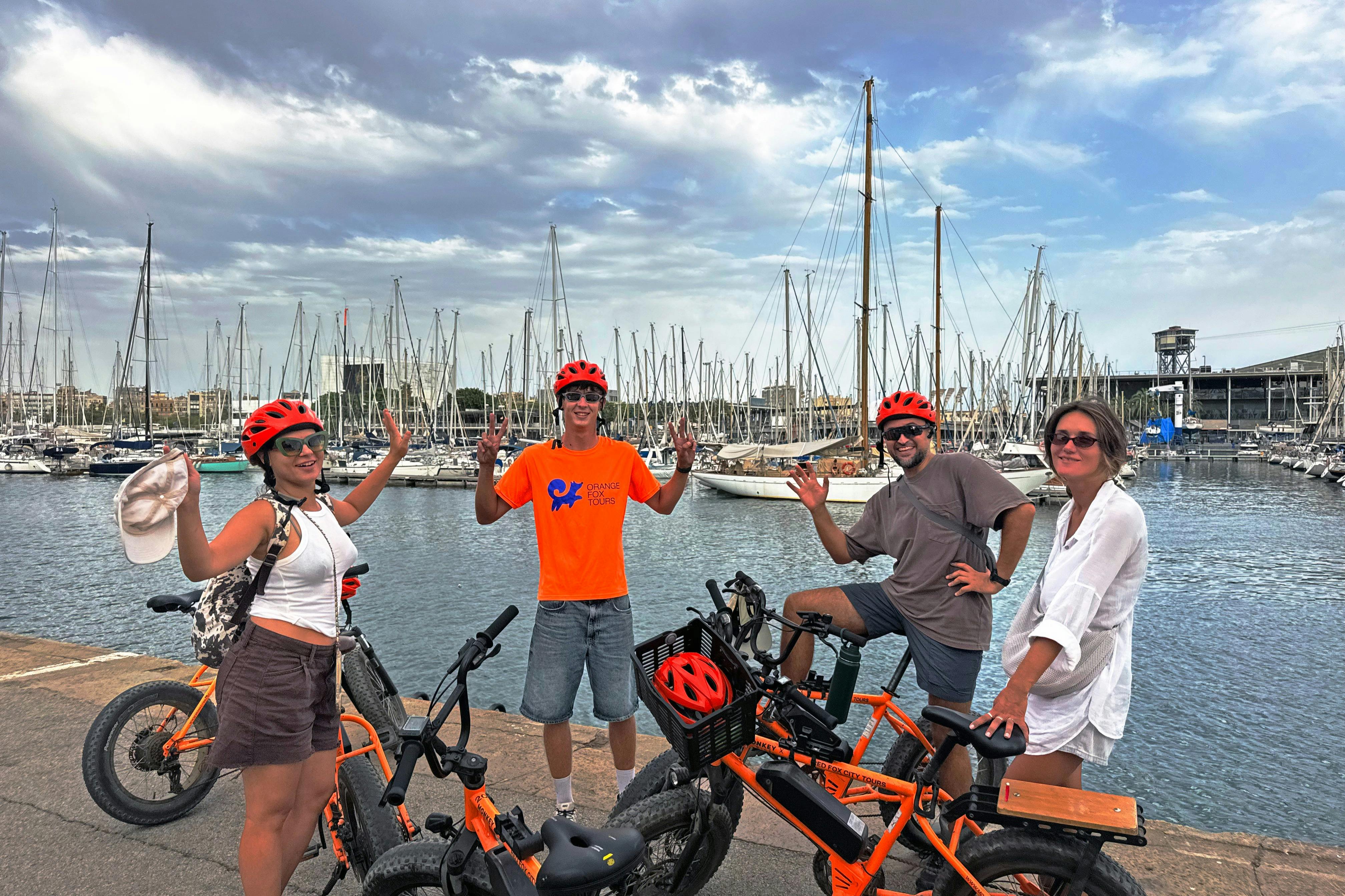 Barcelona: Passeio de bicicleta eletrônica em Montjuic - Photo 2