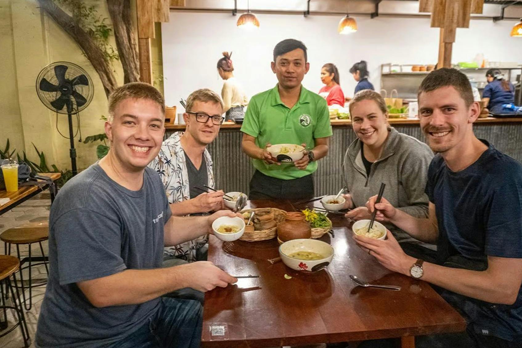 Phnom Penh: Guided Evening Vespa Food Tour + Transfer - Photo 7