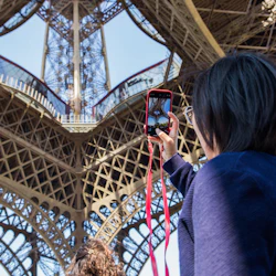 Eiffel Tower: Reserved Access to the Summit + Audio Guide 2