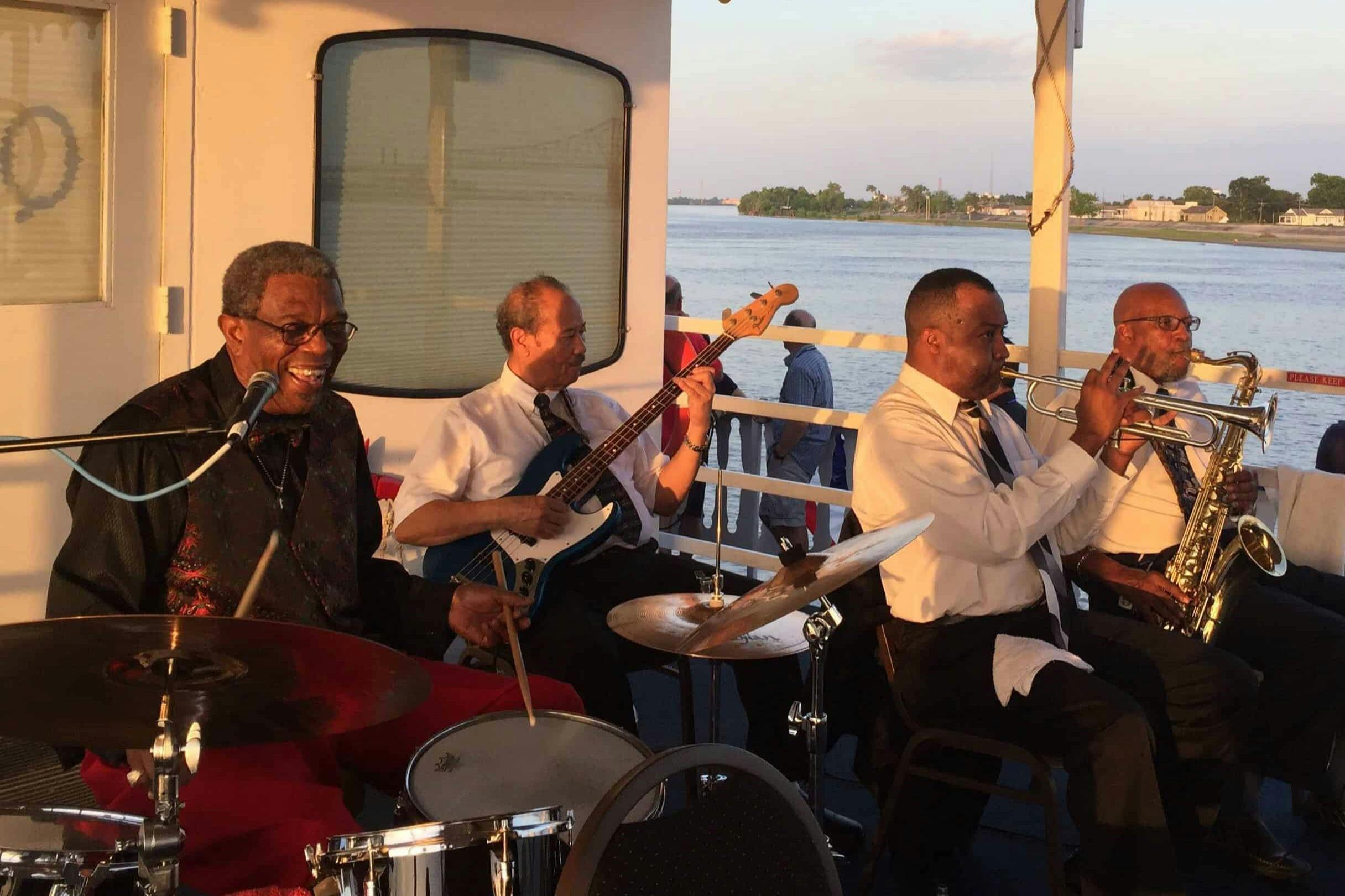Nova Orleães: Passeio de barco pelo rio + Música de jazz ao vivo + Brunch opcional