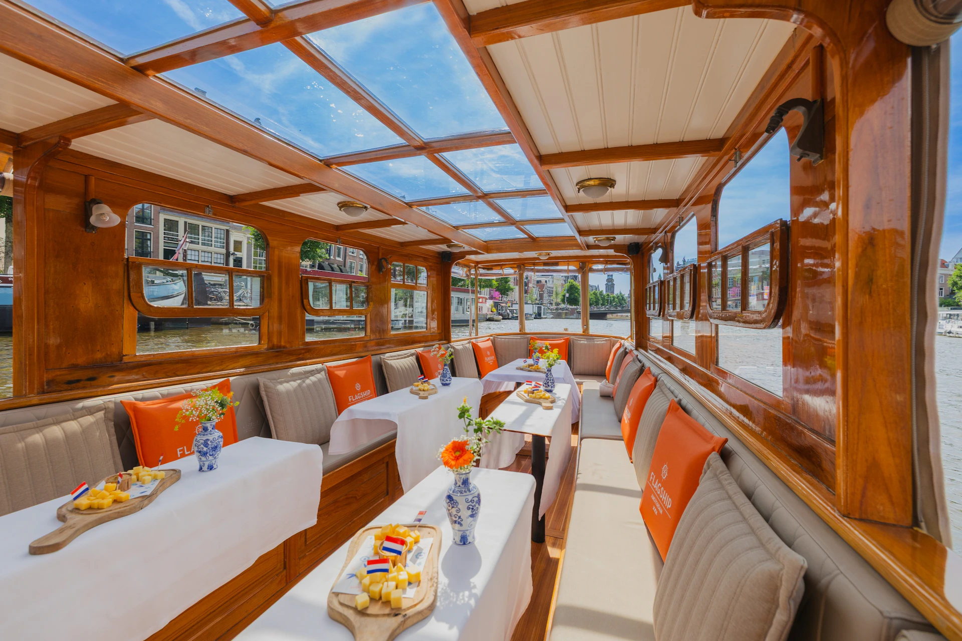 Cheese & Wine tour on saloon boat