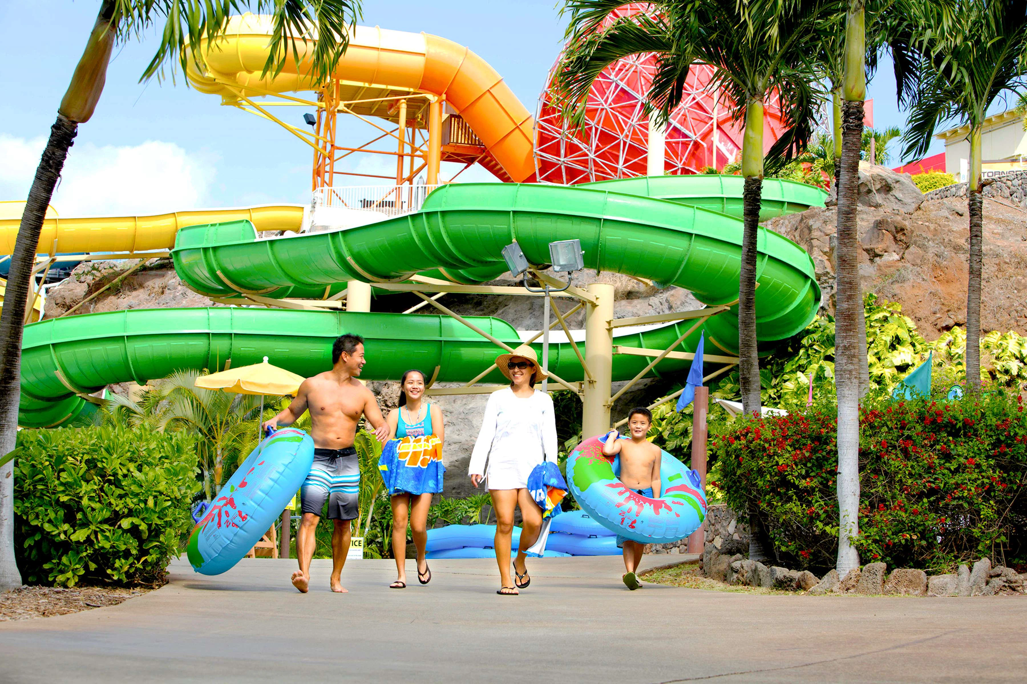 Hawaii: Wet 'n' Wild Entry Ticket + Transportation from Waikiki