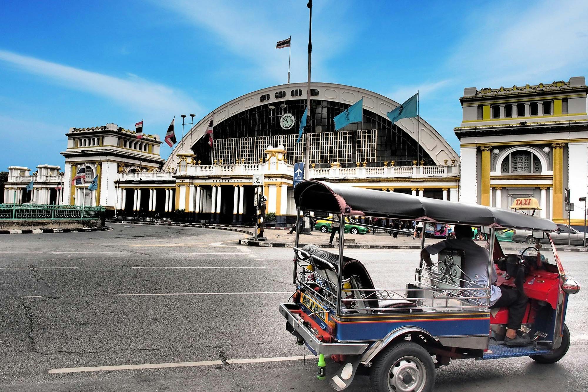 The supplier offers classic Bangkok Tuk Tuk transportation