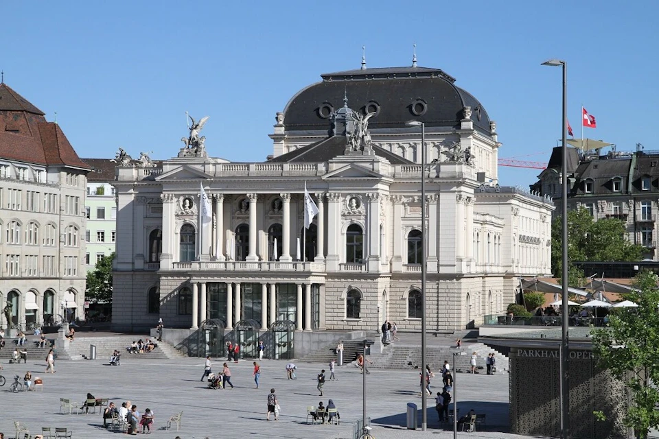 opera house