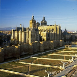 Palacio de Gaudí: Guided Tour