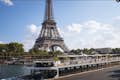 Barco e Torre Eiffel